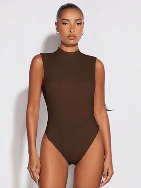 Sleeveless Mock Neck Bodysuit - Brown With An Open Back | Worn Twice